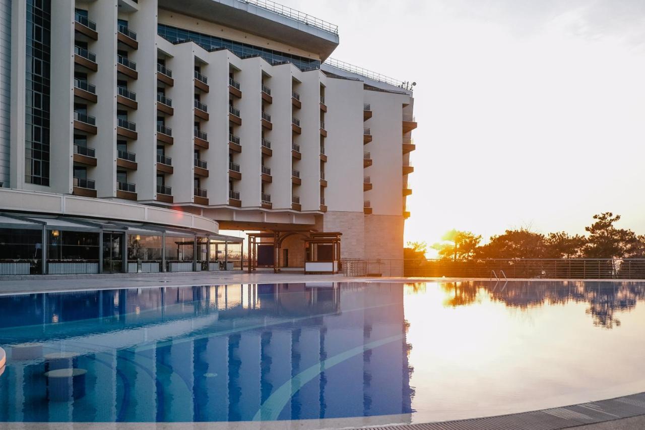 Metropol Grand Hotel Gelendschik Exterior foto